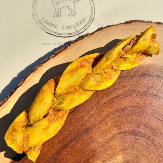 Chicken and turmeric beef braid